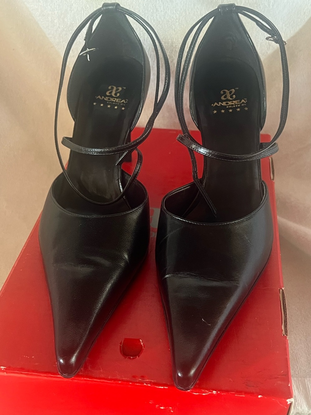 Y2K Andrea Colección Black Pointed Toe Ankle Wrap Pumps Heels Size 8.5 NIB Box
